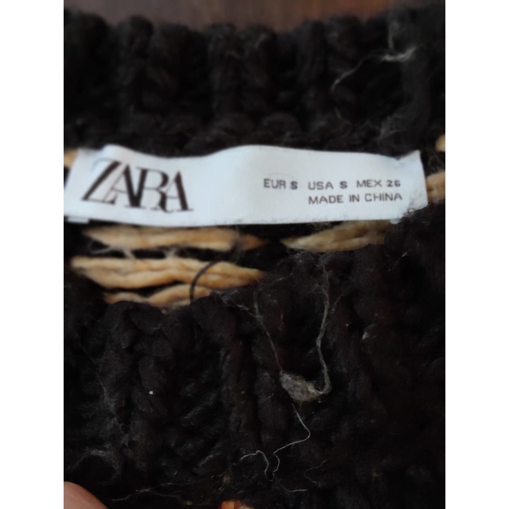 Zara Limited Edition Knit Sweater Black and Yellow oversize sweater Size Small - Picture 4 of 5